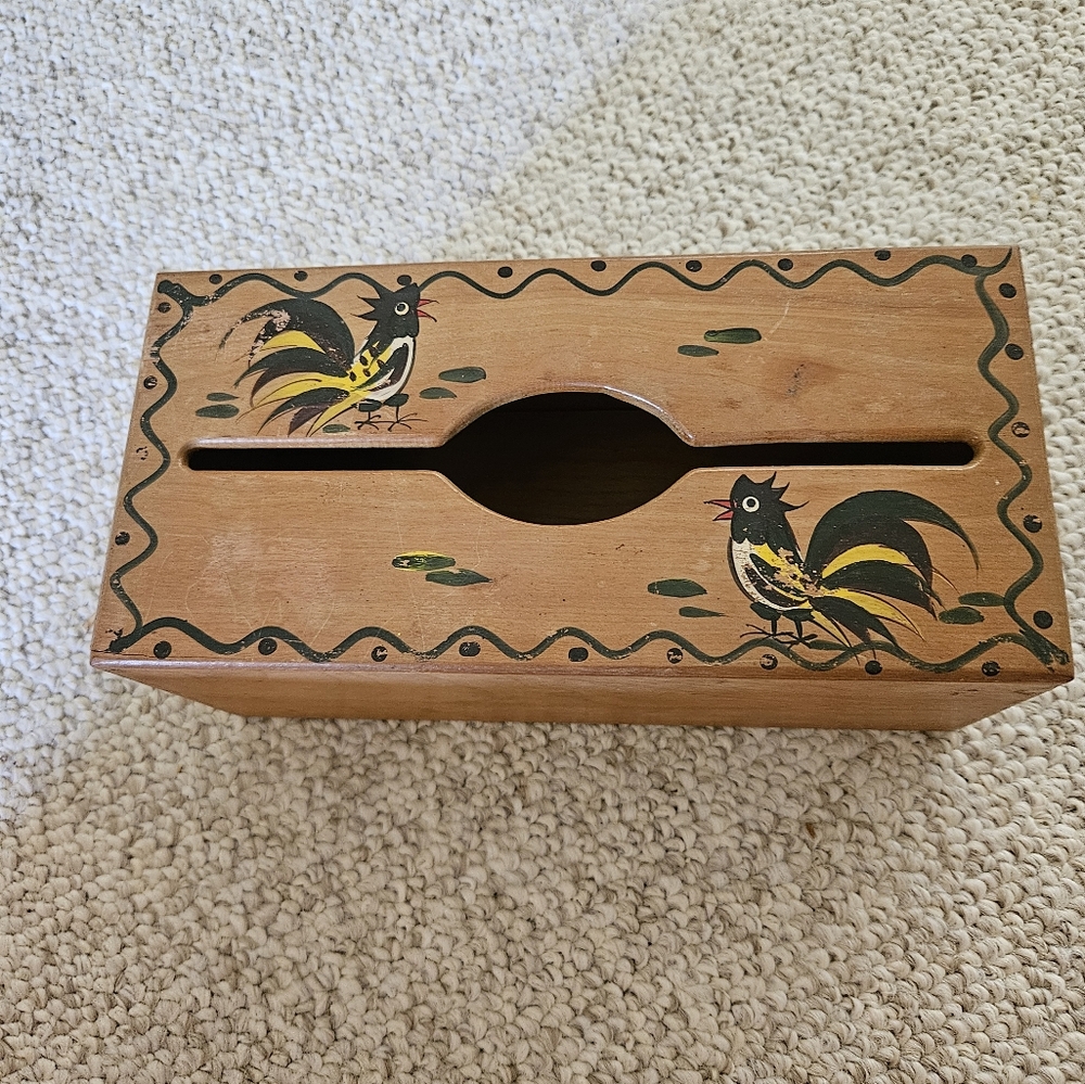 Vintage rooster wooden tissue box